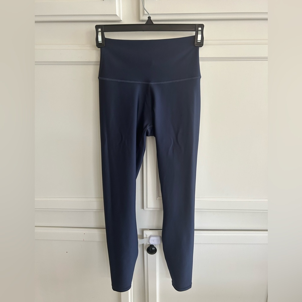 Alo 7/8 High-Waist Airlift Legging - Navy